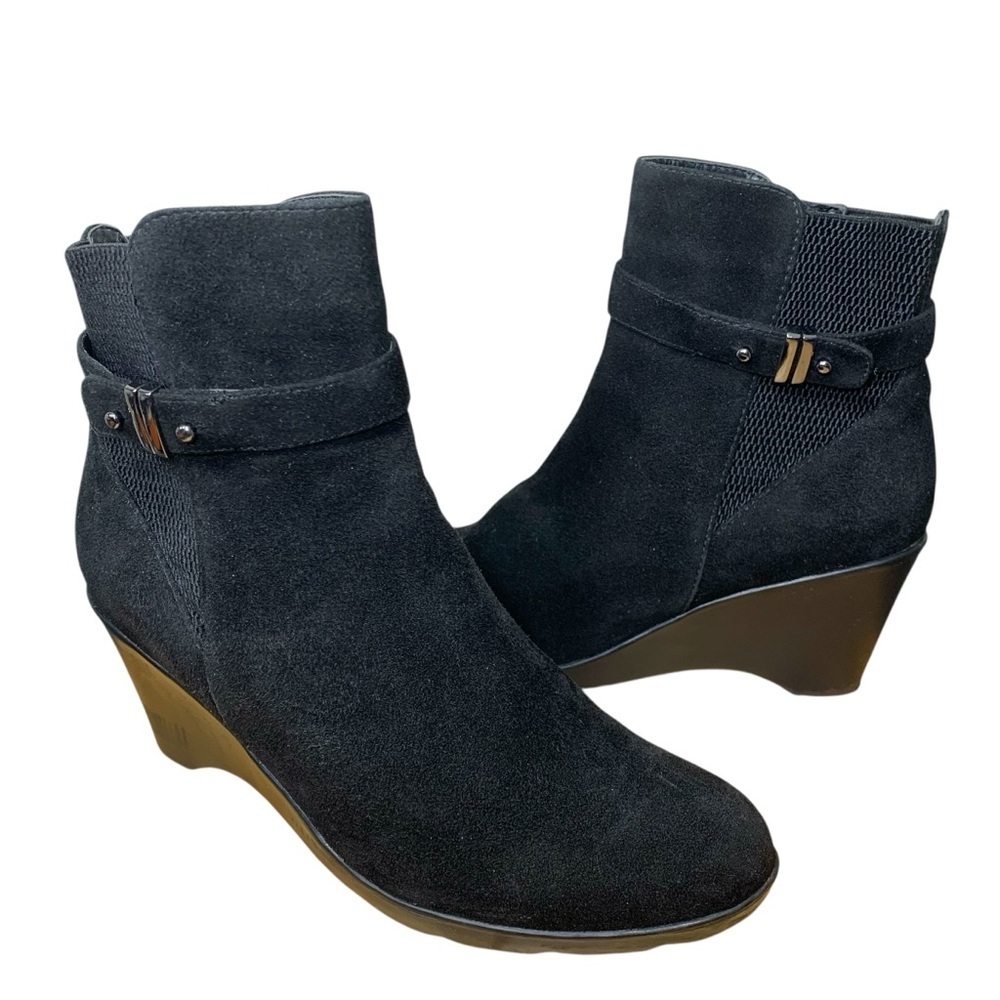 Blondo Black Suede Wedge Ankle Boots Sz 7 Aqua Protect Side Zip Classic Booties
